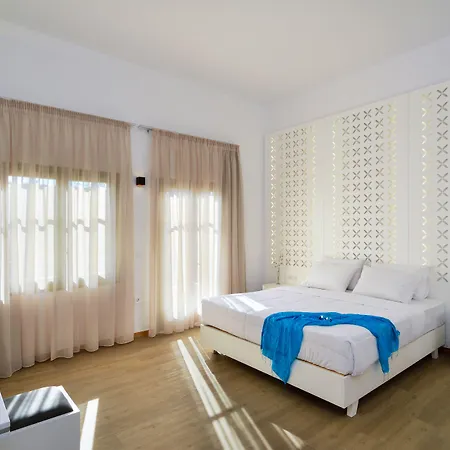 Elia Portou Luxury Apartahotel
