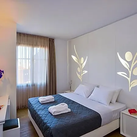 Aparthotel Elia Portou Luxury 4*