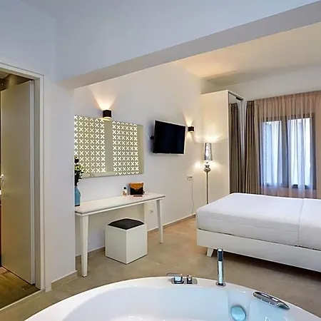 Elia Portou Luxury Aparthotel