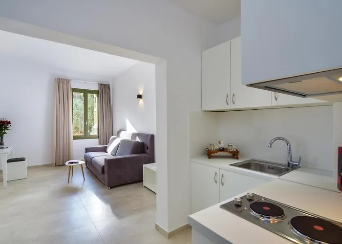 Apartmanhotel Elia Portou Luxury