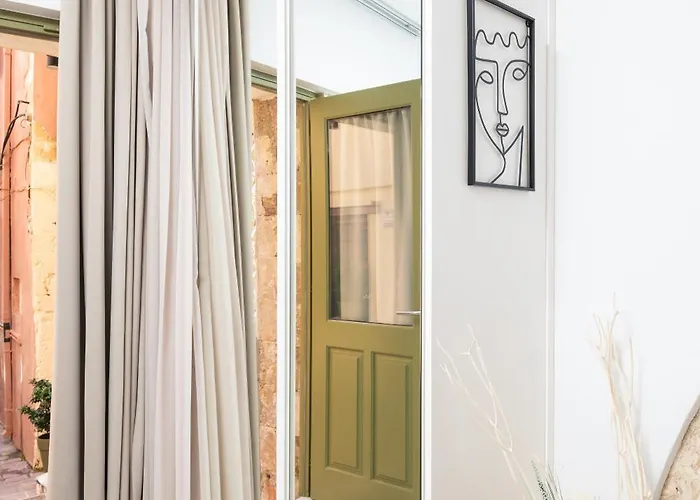 Elia Portou Luxury Apartmanhotel 4*