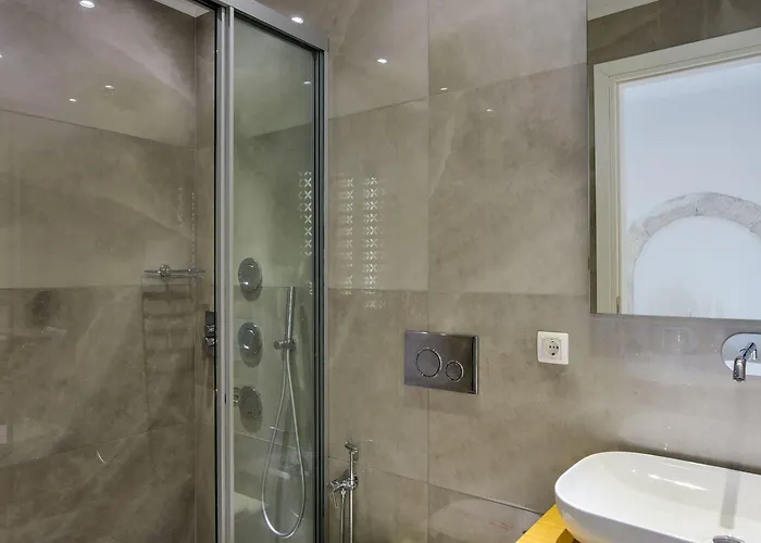 Hotel apartamentowy Elia Portou Luxury